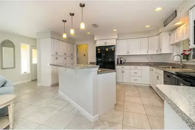 1821 Cornwallis Pkwy, Cape Coral, FL 33904 - Photo 3