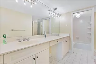 975 Palm View Dr, Naples, FL 34110 - Photo 23