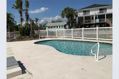 6041 Gulf Rd, Fort Myers Beach, FL 33931 - Photo 15