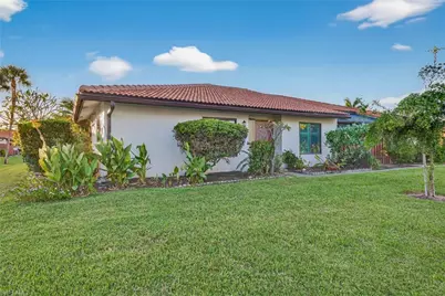 1414 Park Shore Cir #2, Fort Myers, FL 33901 - Photo 3