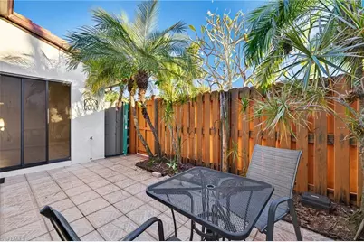 1414 Park Shore Cir #2, Fort Myers, FL 33901 - Photo 23