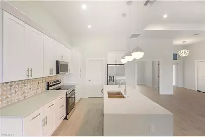 707 McKinley Ave, Lehigh Acres, FL 33972 - Photo 11