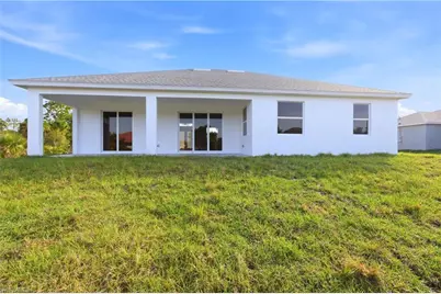 707 McKinley Ave, Lehigh Acres, FL 33972 - Photo 7