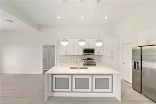 705 McKinley Ave, Lehigh Acres, FL 33972 - Photo 9