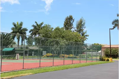 915 New Waterford Dr #H201, Naples, FL 34104 - Photo 31