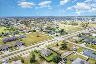 1413 SW Trafalgar Parkway, Cape Coral, FL 33991 - Photo 35