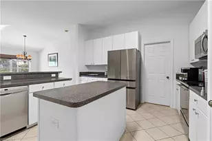 12715 Aston Oaks Dr, Fort Myers, FL 33912 - Photo 17