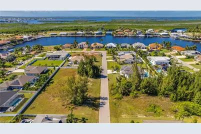 3806 SW 3rd St, Cape Coral, FL 33991 - Photo 15