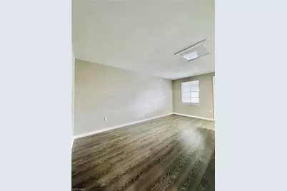 331 Tarpon Dr #2, Cape Coral, FL 33904 - Photo 3