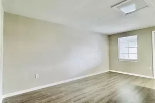 331 Tarpon Dr, Cape Coral, FL 33904 - Photo 3