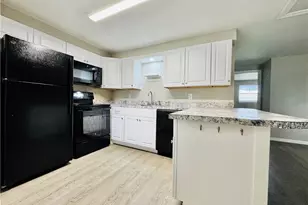 331 Tarpon Dr, Cape Coral, FL 33904 - Photo 11