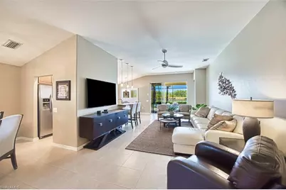 10037 Oakhurst Way, Fort Myers, FL 33913 - Photo 11