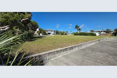 3210 Stabile Rd, Saint James City, FL 33956 - Photo 11