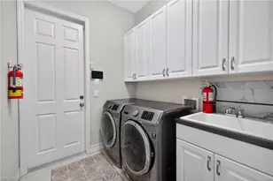 4105 SW 27th Pl, Cape Coral, FL 33914 - Photo 25