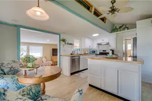 11077 Sunburst Ln, Fort Myers, FL 33908 - Photo 7