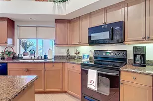 11142 Seminole Palm Way, Fort Myers, FL 33966 - Photo 9