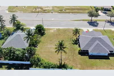 1009 Cape Coral Pkwy W, Cape Coral, FL 33914 - Photo 5