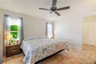 1518 SE 10th Pl, Cape Coral, FL 33990 - Photo 23