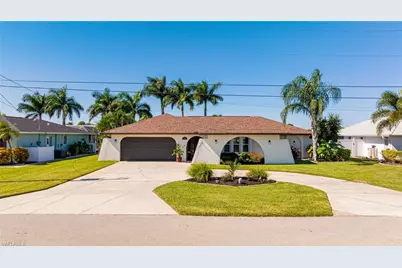 1518 SE 10th Pl, Cape Coral, FL 33990 - Photo 1