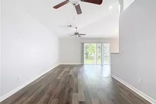 2812 4th St SW, Lehigh Acres, FL 33976 - Photo 7