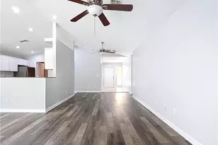 2812 4th St SW, Lehigh Acres, FL 33976 - Photo 9