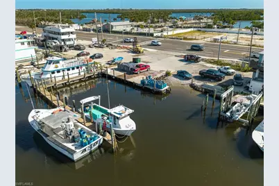 18850 San Carlos Blvd, Fort Myers Beach, FL 33931 - Photo 21