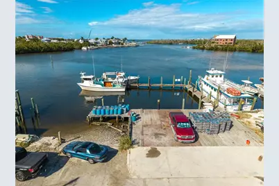 18850 San Carlos Blvd, Fort Myers Beach, FL 33931 - Photo 15