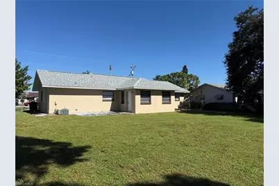 1658 Coral Point Dr, Cape Coral, FL 33990 - Photo 15