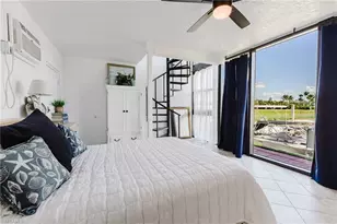 801 River Point Dr, Naples, FL 34102 - Photo 23