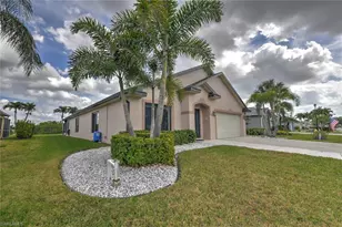 15613 Beachcomber Ave, Fort Myers, FL 33908 - Photo 3
