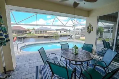 2214 SE 19th Pl, Cape Coral, FL 33990 - Photo 17