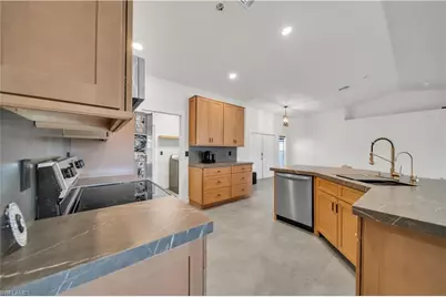 2200 NE 9th Ave, Cape Coral, FL 33909 - Photo 7