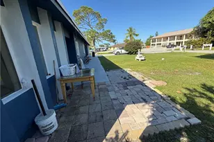 11401-403 Char Ann Dr, Fort Myers, FL 33908 - Photo 3