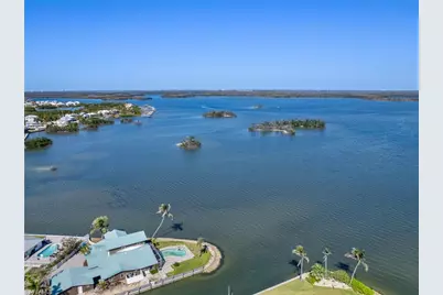 140 Curlew St, Fort Myers Beach, FL 33931 - Photo 5