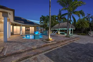 6480 Pine Cone Ct, Fort Myers, FL 33912 - Photo 5