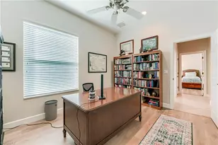 8782 New Castle Dr, Fort Myers, FL 33908 - Photo 21