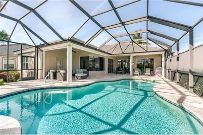 8782 New Castle Dr, Fort Myers, FL 33908 - Photo 5