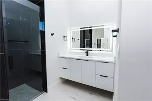 903 NE 23rd St, Cape Coral, FL 33909 - Photo 25