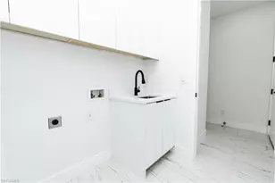 903 NE 23rd St, Cape Coral, FL 33909 - Photo 7