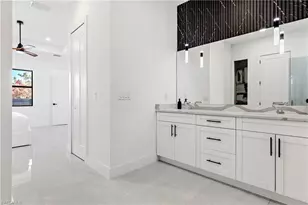 833 SW 16th Terrace, Cape Coral, FL 33991 - Photo 17