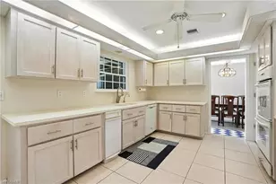 5219 SW 2nd Pl, Cape Coral, FL 33914 - Photo 15