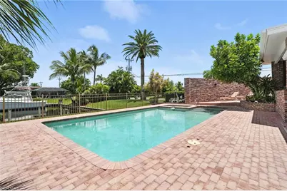 5219 SW 2nd Pl, Cape Coral, FL 33914 - Photo 41