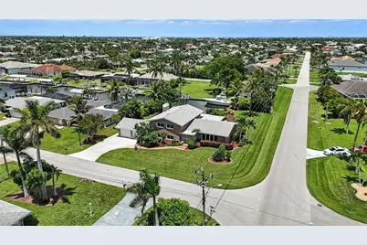 5219 SW 2nd Pl, Cape Coral, FL 33914 - Photo 5