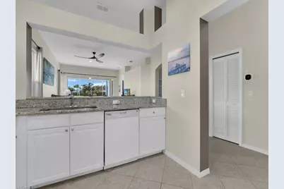 12792 Devonshire Lakes Cir, Fort Myers, FL 33913 - Photo 11