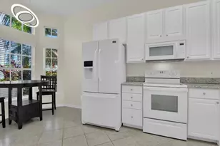 12792 Devonshire Lakes Cir, Fort Myers, FL 33913 - Photo 9