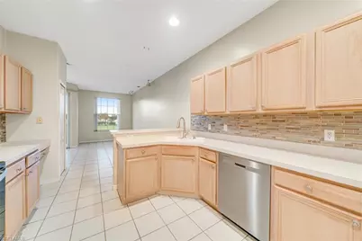 15048 Tamarind Cay Ct #605, Fort Myers, FL 33908 - Photo 7