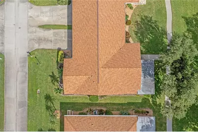 5584 Buring Ct, Fort Myers, FL 33919 - Photo 33