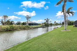 1925 SW 17th Pl, Cape Coral, FL 33991 - Photo 9