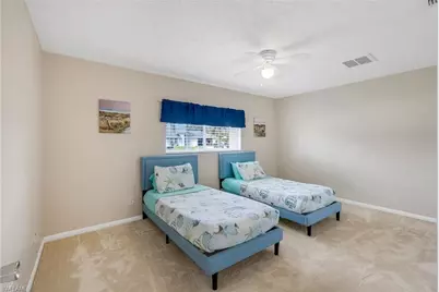 1925 SW 17th Pl, Cape Coral, FL 33991 - Photo 23