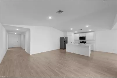 3009 18th St SW, Lehigh Acres, FL 33976 - Photo 5